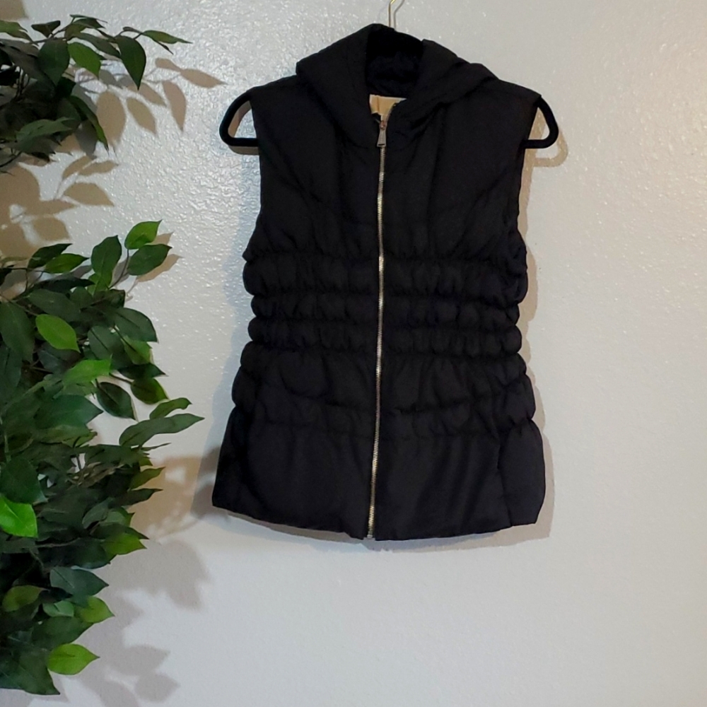 Michael Kohr puffy black vest